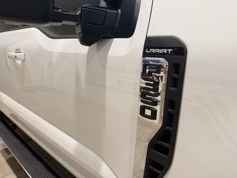 Used 2024 Ford F350 Lariat w/ FX4 Off-Road Package image 4