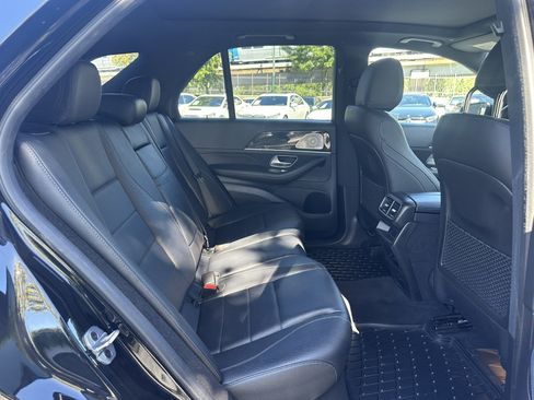 Used 2022 Mercedes-Benz GLE 350 4MATIC w/ Premium Package image 22