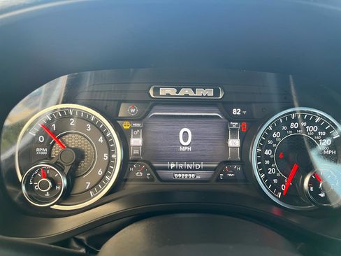 Used 2023 RAM 1500 Laramie w/ Off Road Group image 16