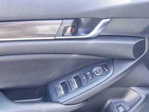 Used 2020 Honda Accord Sport image 19