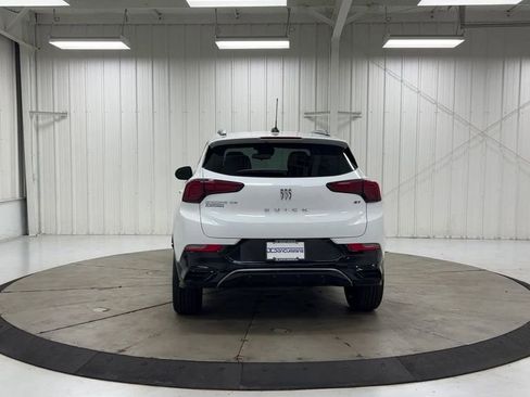 Used 2024 Buick Encore GX Sport Touring w/ Comfort Package FWD image 7