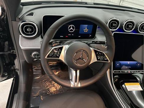 Used 2025 Mercedes-Benz C 300 Sedan image 10
