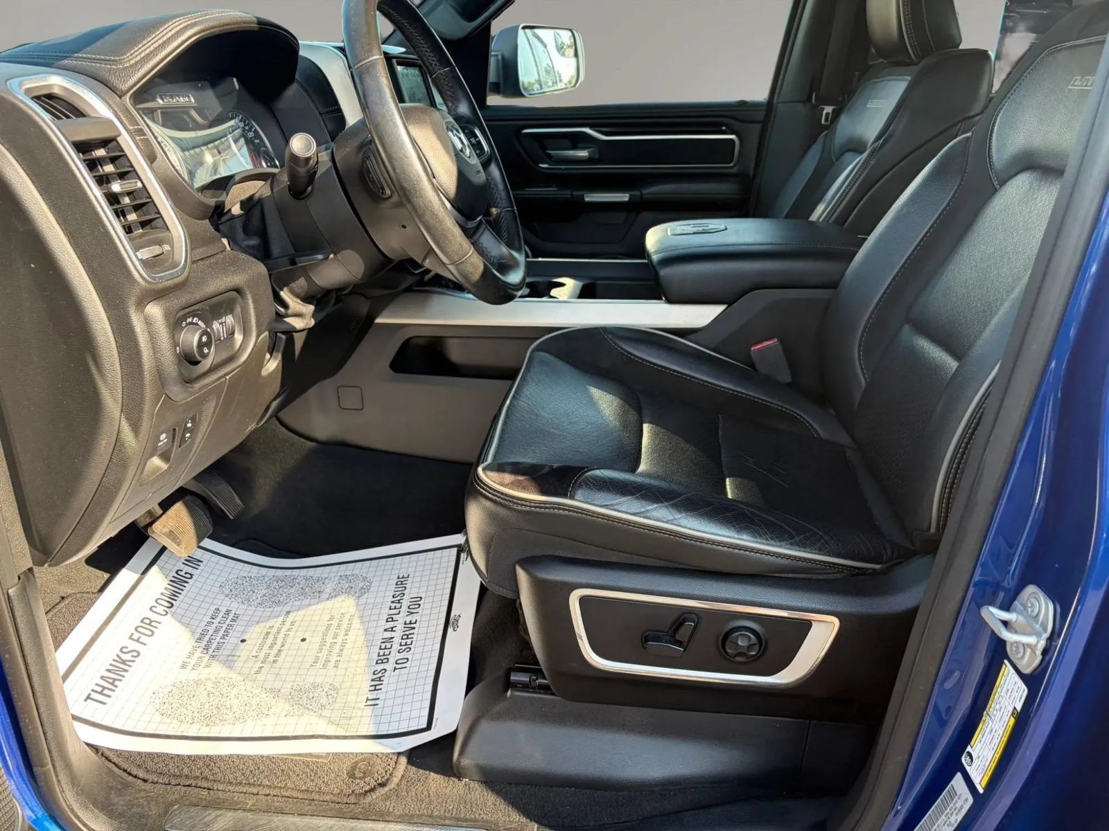 Used 2019 RAM 1500 Laramie w/ Sport Appearance Package AWD/4WD image 25
