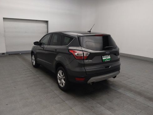 Used 2017 Ford Escape SE FWD image 5