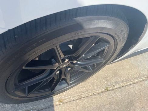 Used 2024 Ford Mustang GT Premium RWD image 4