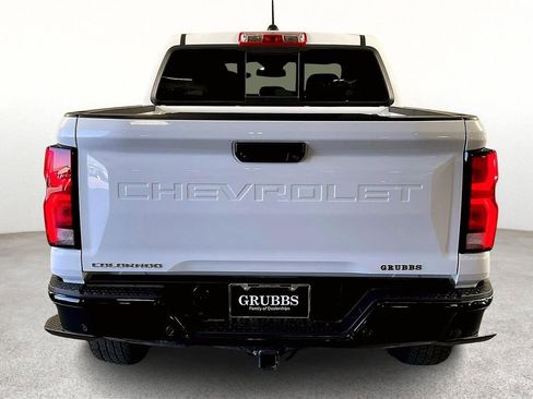 Used 2025 Chevrolet Colorado Z71 image 6