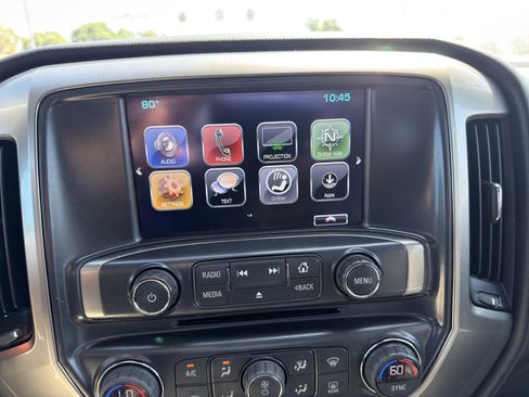 Used 2018 Chevrolet Silverado 1500 LT w/ All Star Edition AWD/4WD image 33