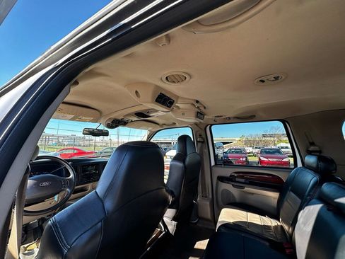 Used 2005 Ford Excursion Eddie Bauer image 15