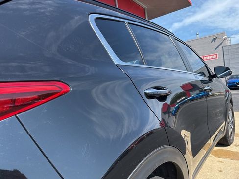 Used 2019 Kia Sportage EX w/ EX Premium Package image 6