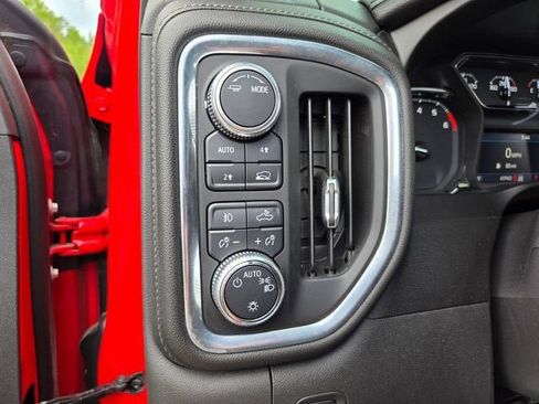 Used 2021 GMC Sierra 1500 Elevation AWD/4WD image 12