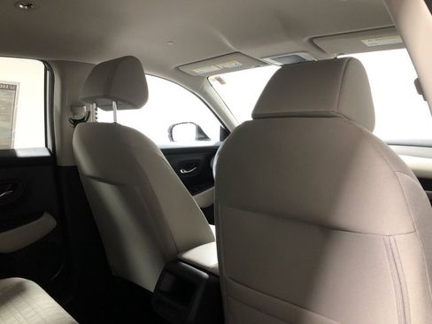 New 2026 Honda HR-V LX image 11