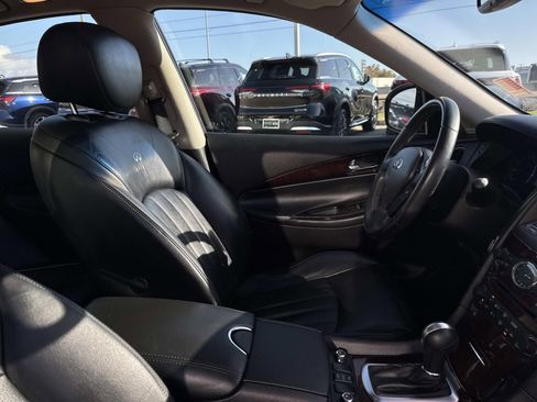 Used 2014 INFINITI QX50 Journey image 12