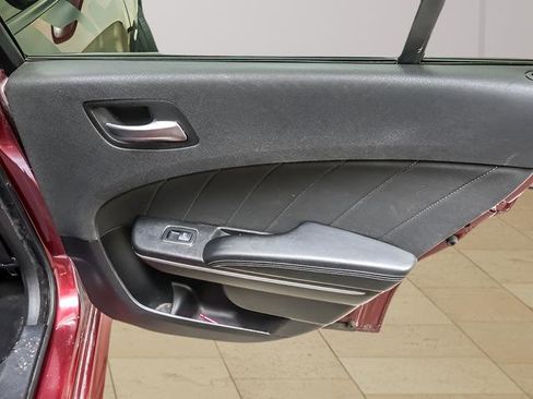 Used 2019 Dodge Charger R/T w/ Performance Handling Group image 25