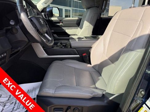 Used 2024 Toyota Tundra Limited AWD/4WD image 17
