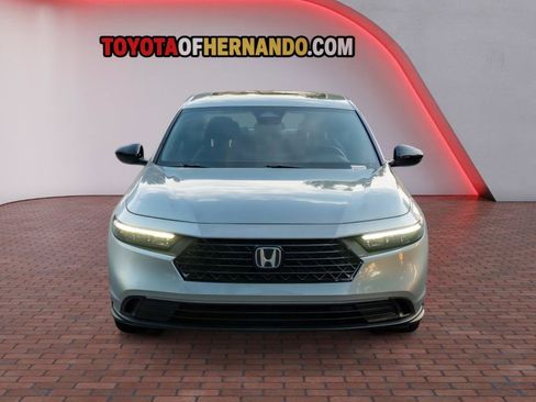 Used 2023 Honda Accord Sport image 2