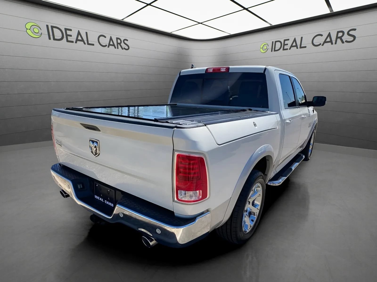 Used 2016 RAM 1500 Laramie w/ Convenience Group RWD image 5