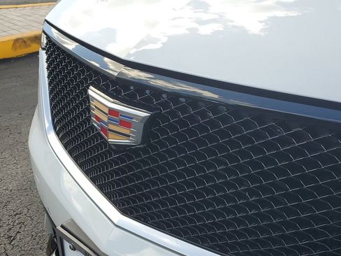 Certified 2024 Cadillac XT6 Sport w/ Platinum Package image 10