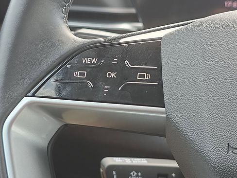 Certified 2025 Audi Q5 Premium w/ Convenience Package AWD/4WD image 12