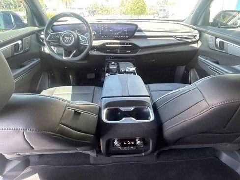 Used 2025 Buick Enclave Sport Touring w/ Super Cruise Package image 12