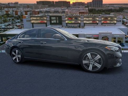 Used 2025 Mercedes-Benz C 300 4MATIC Sedan image 1
