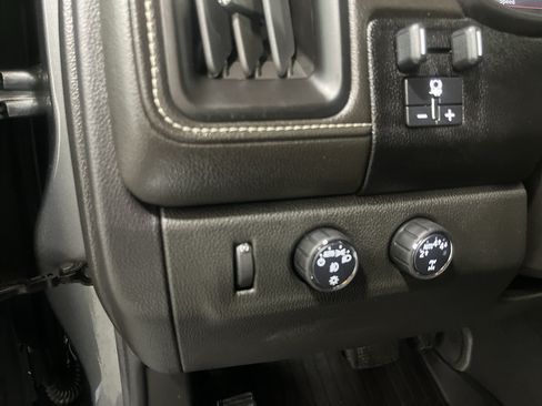 Certified 2022 GMC Canyon Denali AWD/4WD image 35