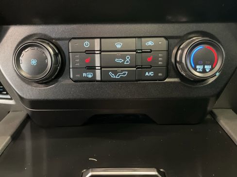 Certified 2019 Ford F150 Raptor w/ Equipment Group 801A Mid image 23