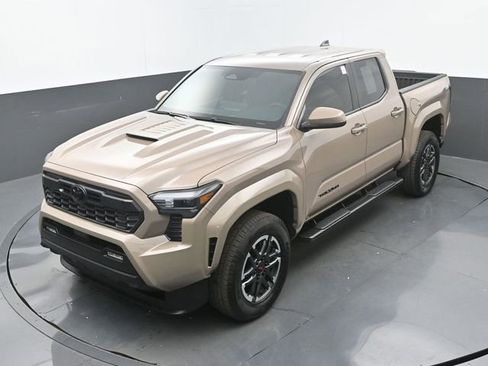 Used 2026 Toyota Tacoma TRD Sport RWD image 29