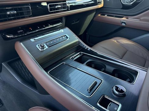 New 2026 Lincoln Aviator Reserve image 27