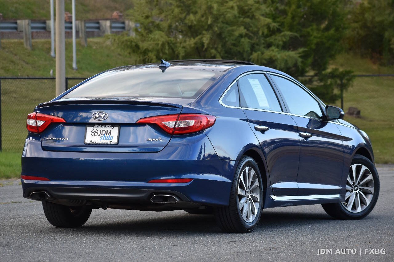 Used 2017 Hyundai Sonata Sport w/ Value Edition Package 02 FWD image 5
