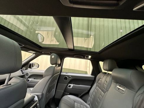 Used 2017 Land Rover Range Rover Sport HSE Dynamic image 37