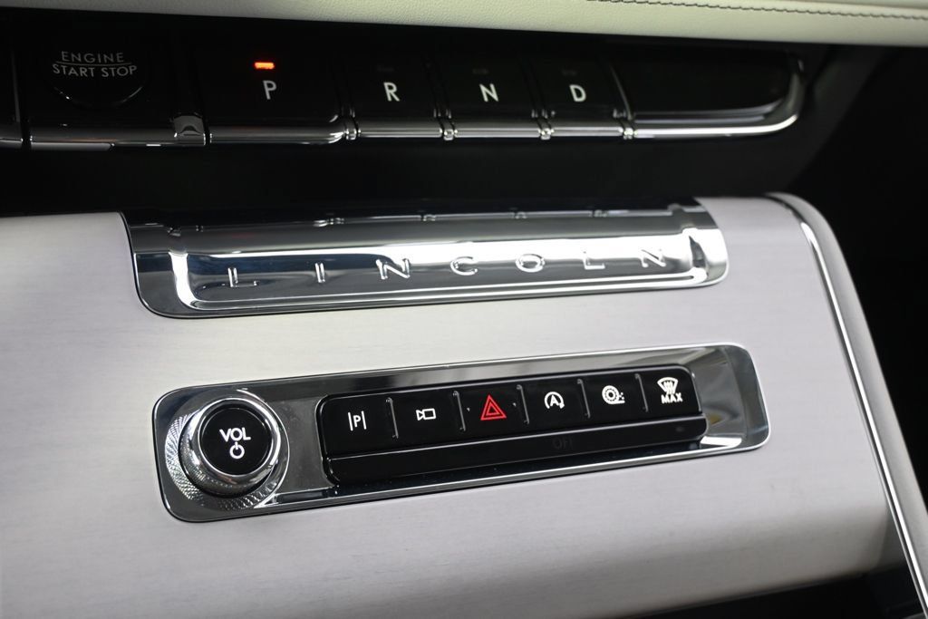 New 2026 Lincoln Aviator Reserve AWD/4WD image 32