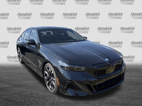 Certified 2024 BMW i5 eDrive40i w/ M Sport Package image 5