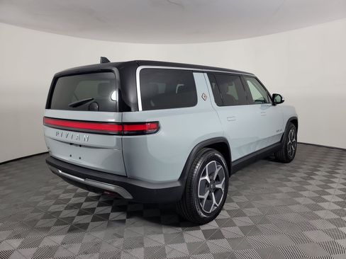 Used 2024 Rivian R1S Adventure AWD/4WD image 5