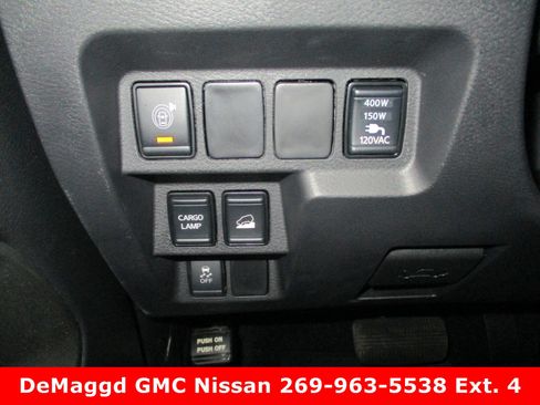 New 2025 Nissan Frontier SL image 22