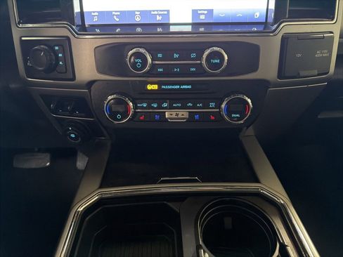 Used 2022 Ford F250 Lariat w/ Lariat Value Package image 19
