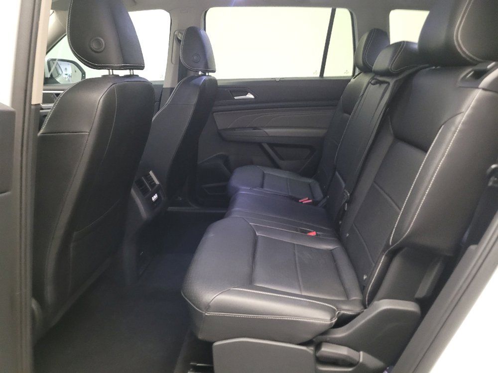 Used 2023 Volkswagen Atlas SE w/ Panoramic Sunroof Package FWD image 18