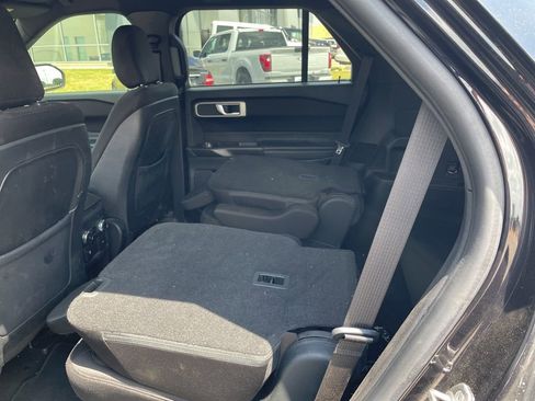 Used 2020 Ford Explorer XLT RWD image 14