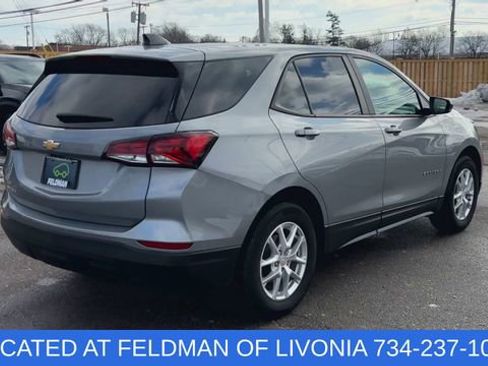 Used 2023 Chevrolet Equinox LS w/ LS Convenience Package image 8