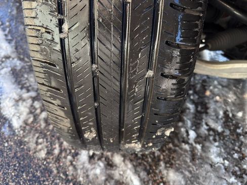 Used 2021 Ford Explorer XLT w/ Equipment Group 202A image 51