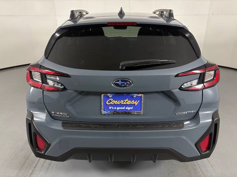 Used 2024 Subaru Crosstrek 2.0i Premium AWD/4WD image 8