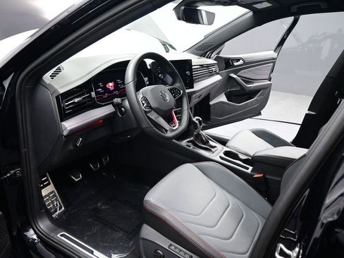 Used 2025 Volkswagen Jetta GLI Autobahn w/ GLI Black Package image 8