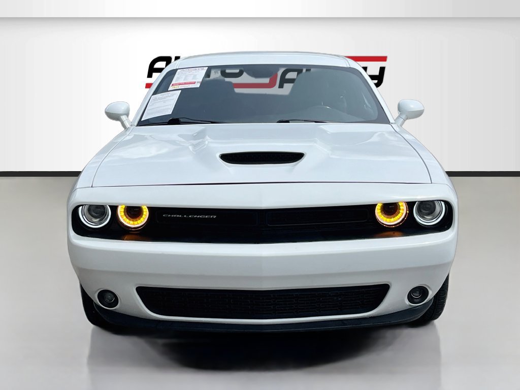 Used 2022 Dodge Challenger GT AWD/4WD image 2
