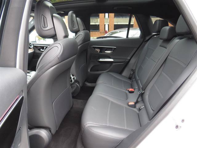Used 2026 Mercedes-Benz GLC 300 4MATIC image 19