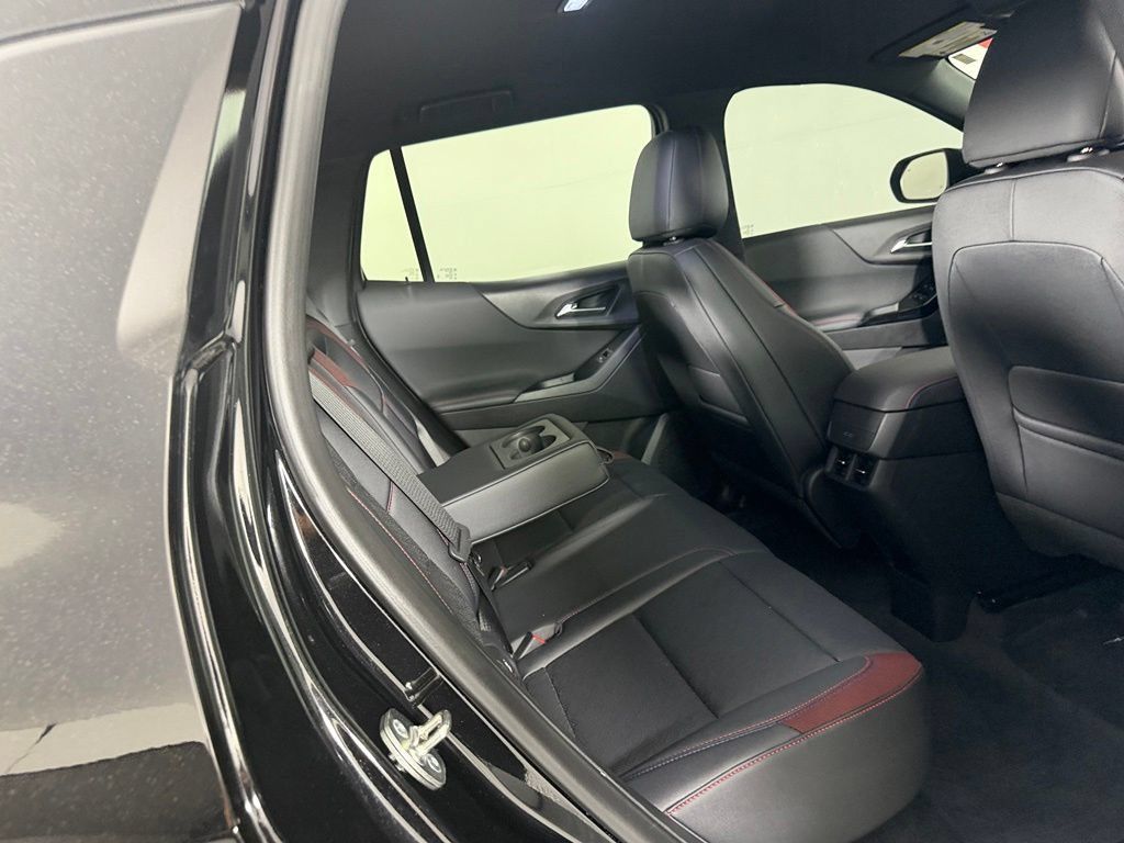 Used 2026 Chevrolet Equinox RS w/ LPO, Floor Liner Package FWD image 25