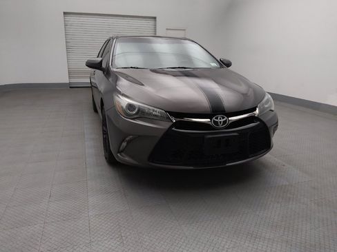 Used 2017 Toyota Camry SE image 14