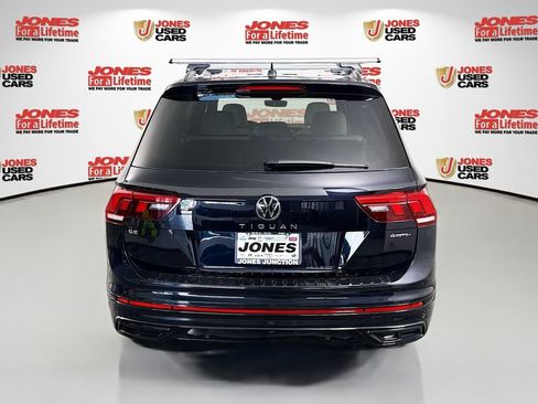 Used 2024 Volkswagen Tiguan SE R-Line AWD/4WD image 14