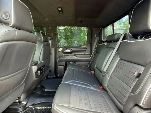 Used 2023 GMC Sierra 1500 AT4X AWD/4WD image 35