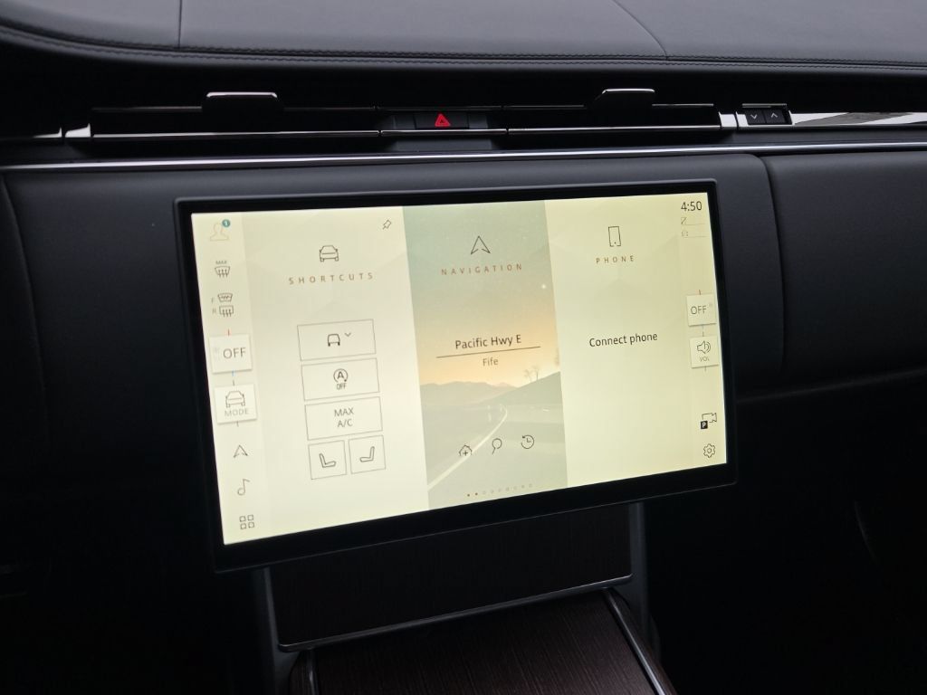 New 2026 Land Rover Range Rover SE AWD/4WD image 25