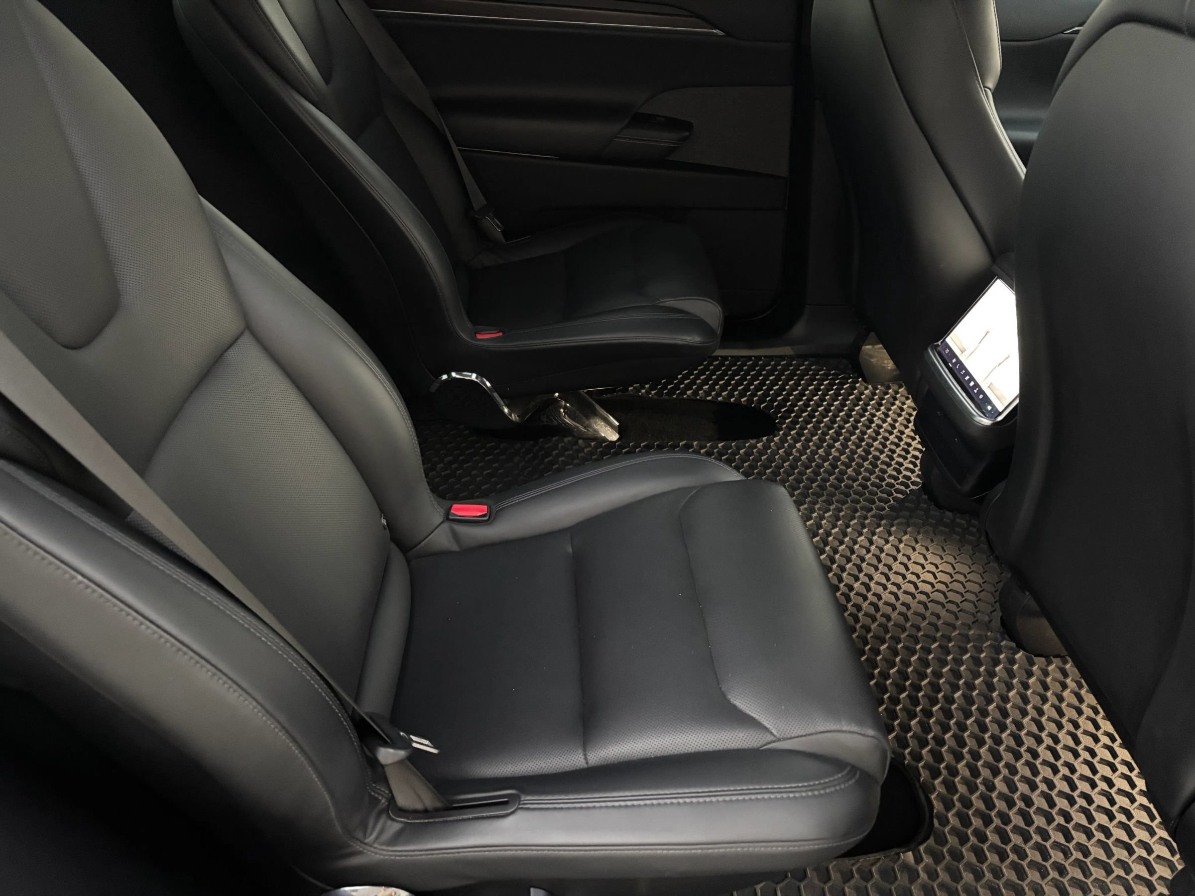 Used 2023 Tesla Model X AWD/4WD image 13