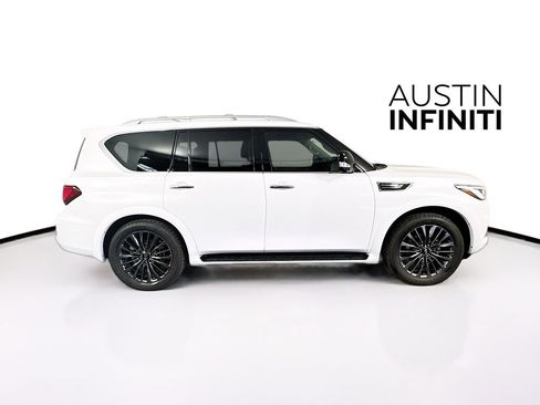 Used 2024 INFINITI QX80 Premium Select w/ Cargo Package image 11